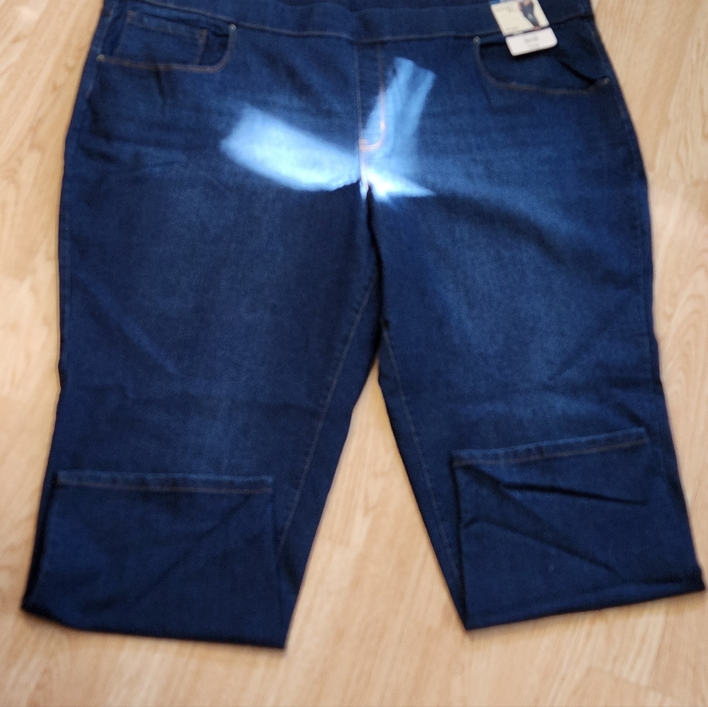 Torrid - Picture 11 of 16